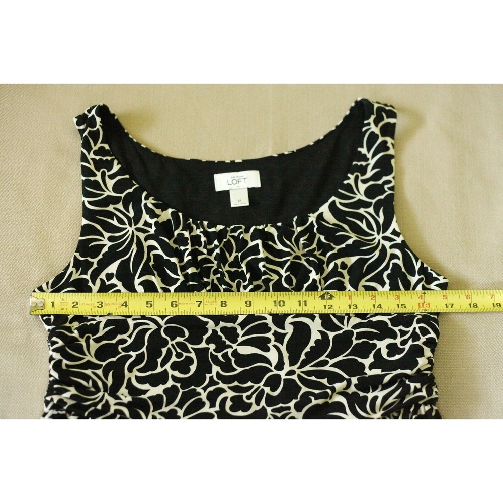 LOFT Sz M Womens Dress Black White Floral Sleeveless Round Neck Gathered Waist - Picture 9 of 12